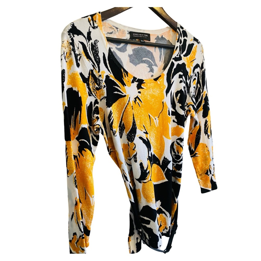 Jones New York Graphic Yellow and Black 3/4 Sleeve Lightweight Spring Sweater